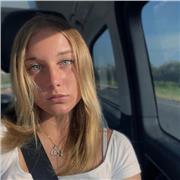 Ex studentessa diplomata in lingue, pronta ad aiutarti!